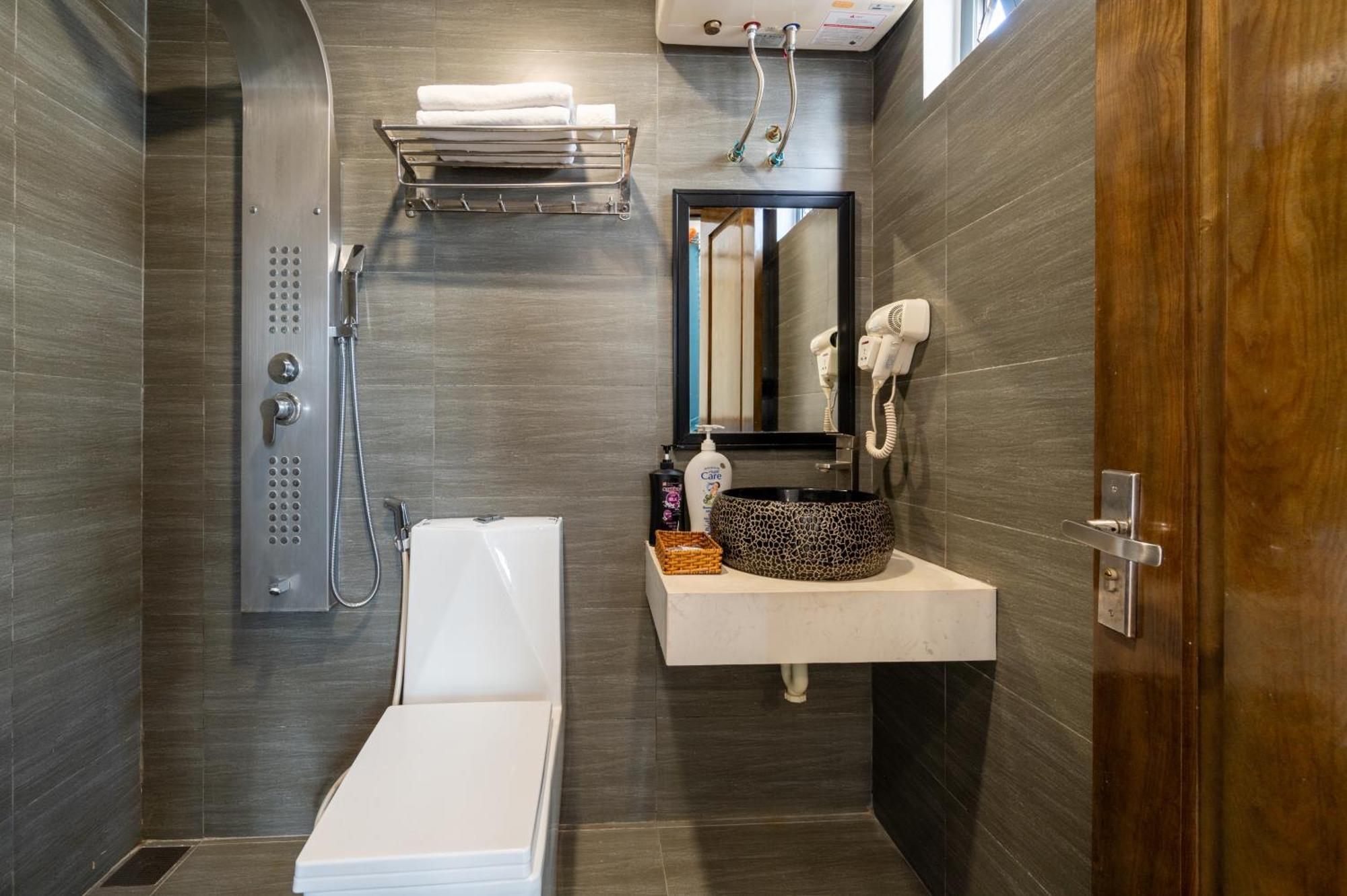 Hotel Sydney & Da Nang