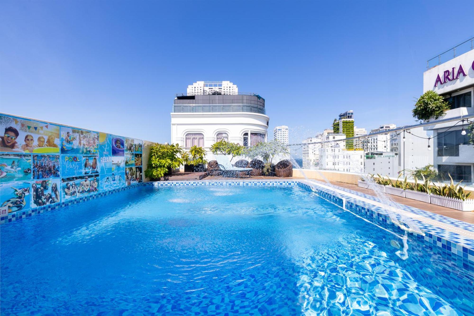 Sydney & Hotel 3*